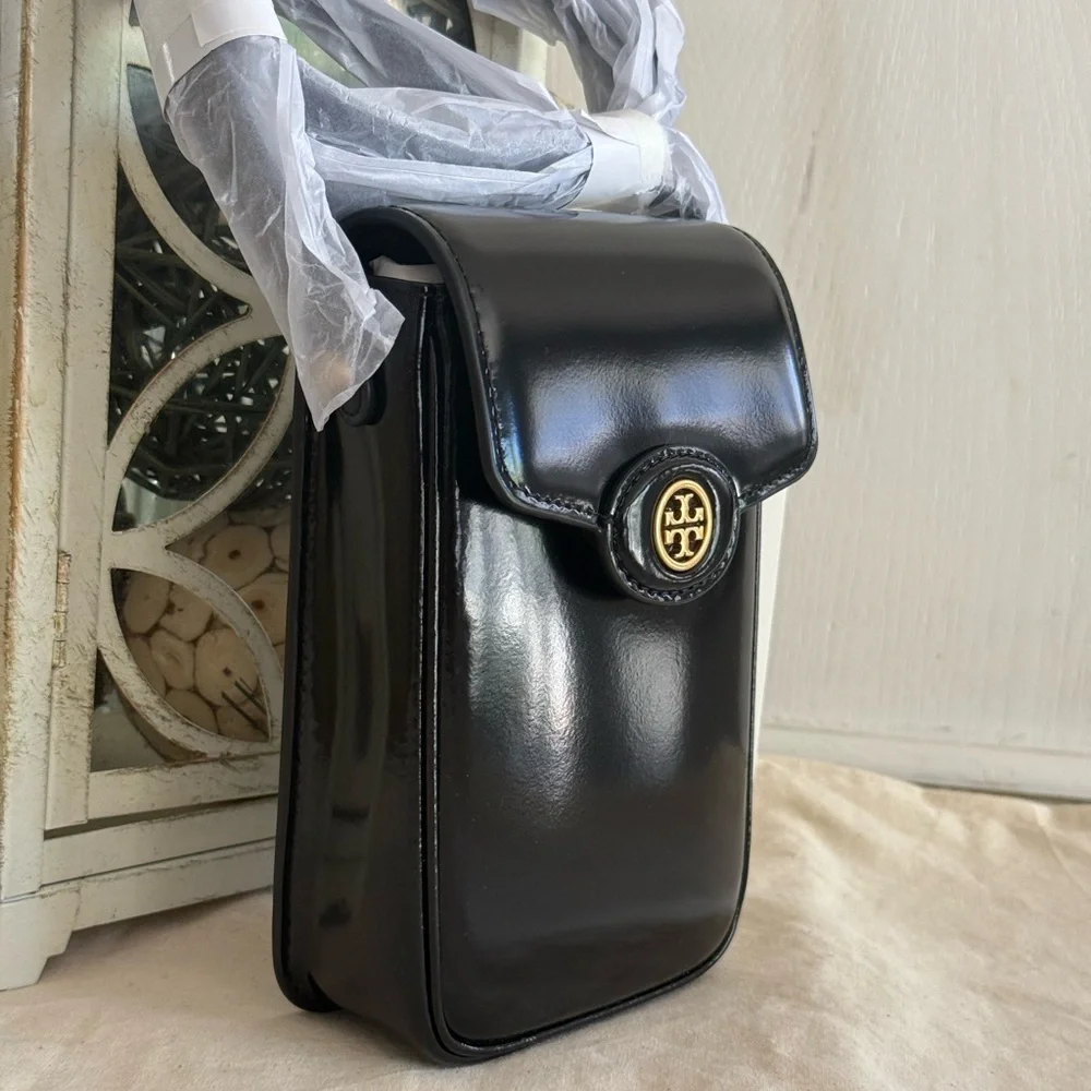 NEW Tory Burch Robinson Spazzolato Phone Crossbody - Leather - Black